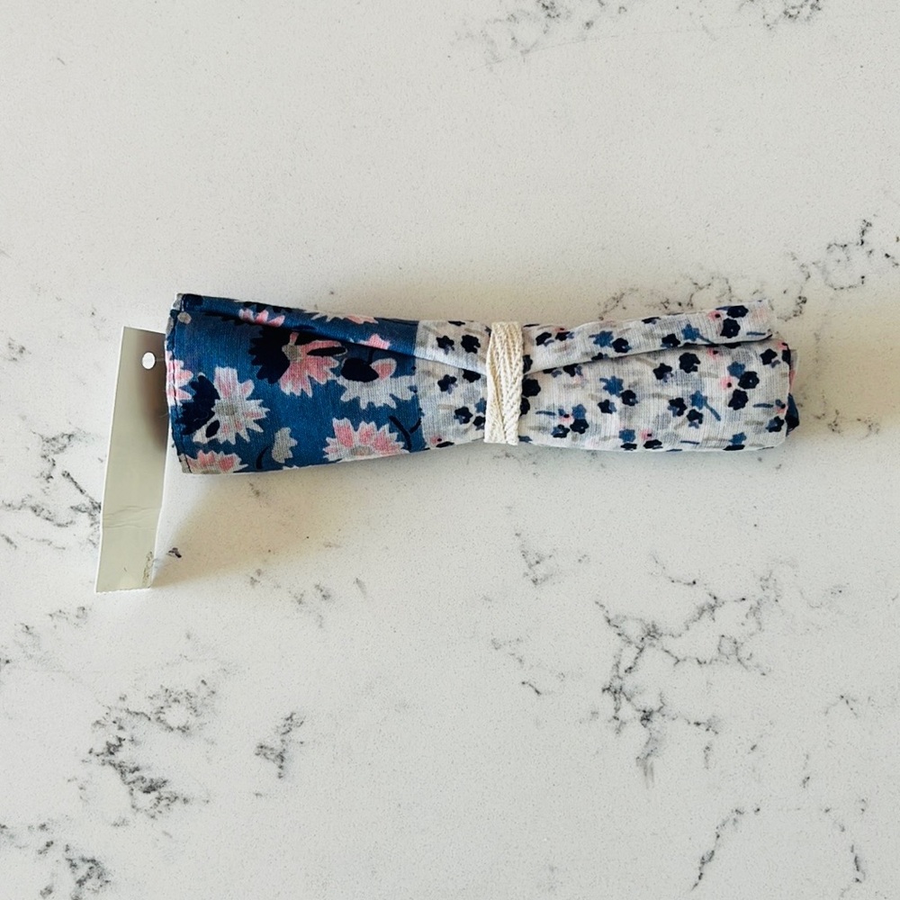 Madewell 100% Cotton Heart Bandana - Picture 9 of 15
